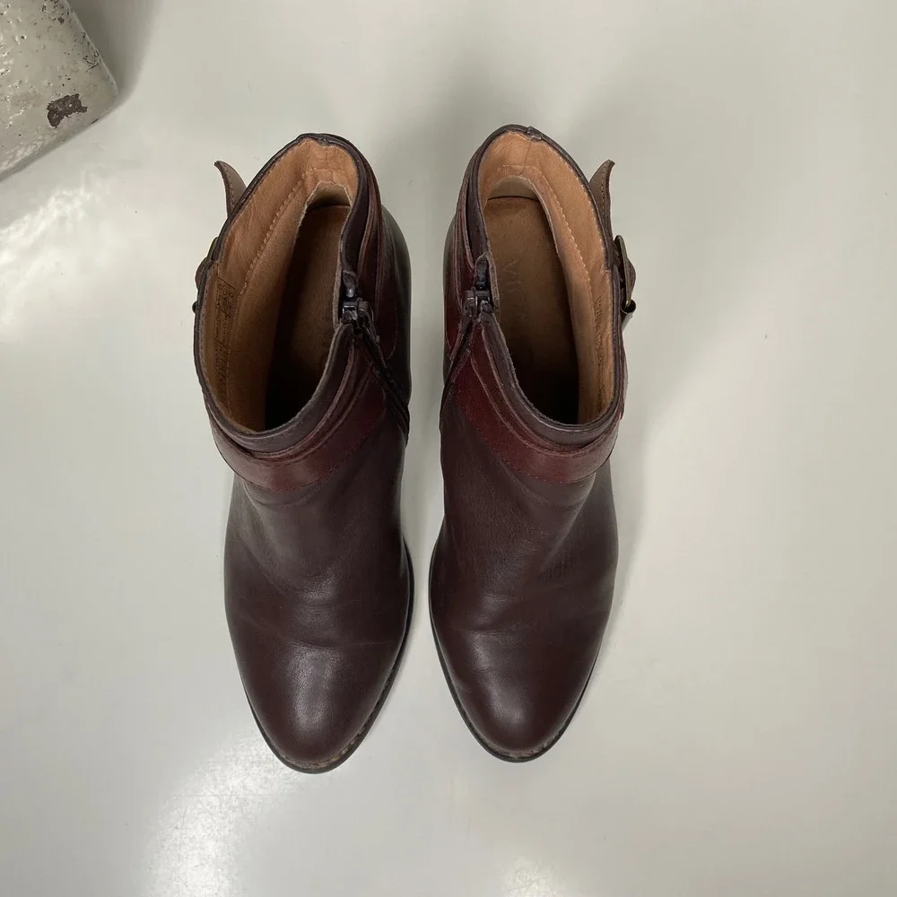 Vionic Trinity Burgundy Leather Ankle Boots‎ Side Zip Cottagecore Size 9